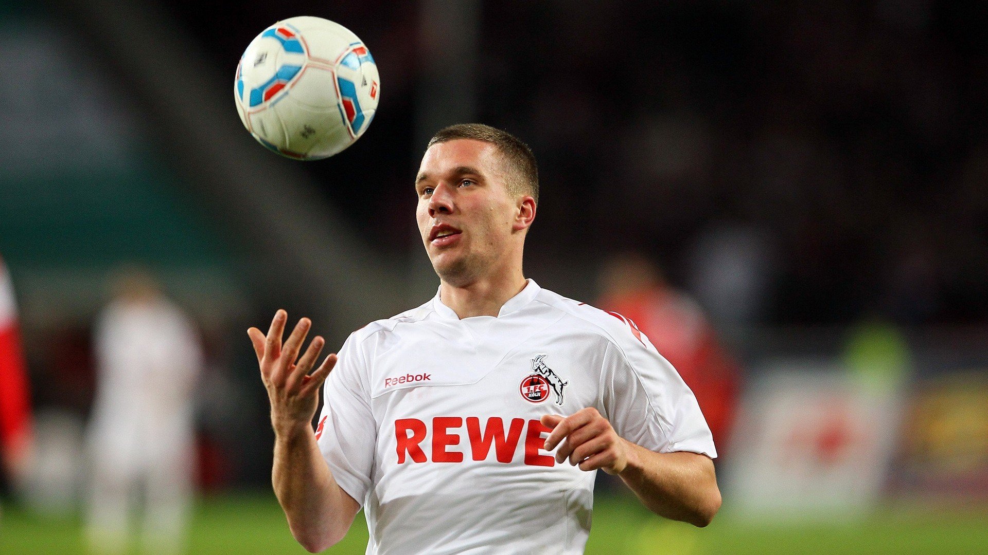 法甲：蒙彼利埃1-1战平巴黎，比赛节奏紧凑，蒙彼利埃vs巴黎圣日耳曼比赛回放